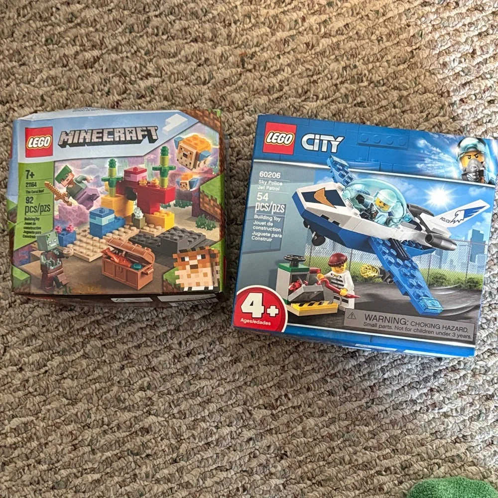 LEGO Minecraft and City Sets - Blue, Green, Red